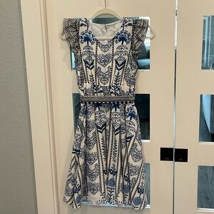 Blue and White Girls Casual Dress Size L